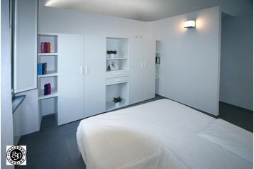 Italy Byt Finale Ligure, Exterior